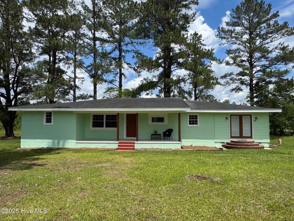 Photo of 1309 Gaston Sellers Road, Whiteville, NC 28472 (MLS # 100547785)