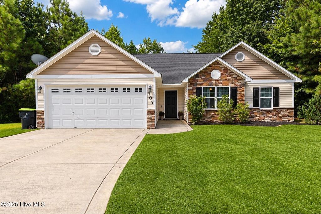 Photo of 407 Hidden Oaks Drive, Jacksonville, NC 28546 (MLS # 100591331)