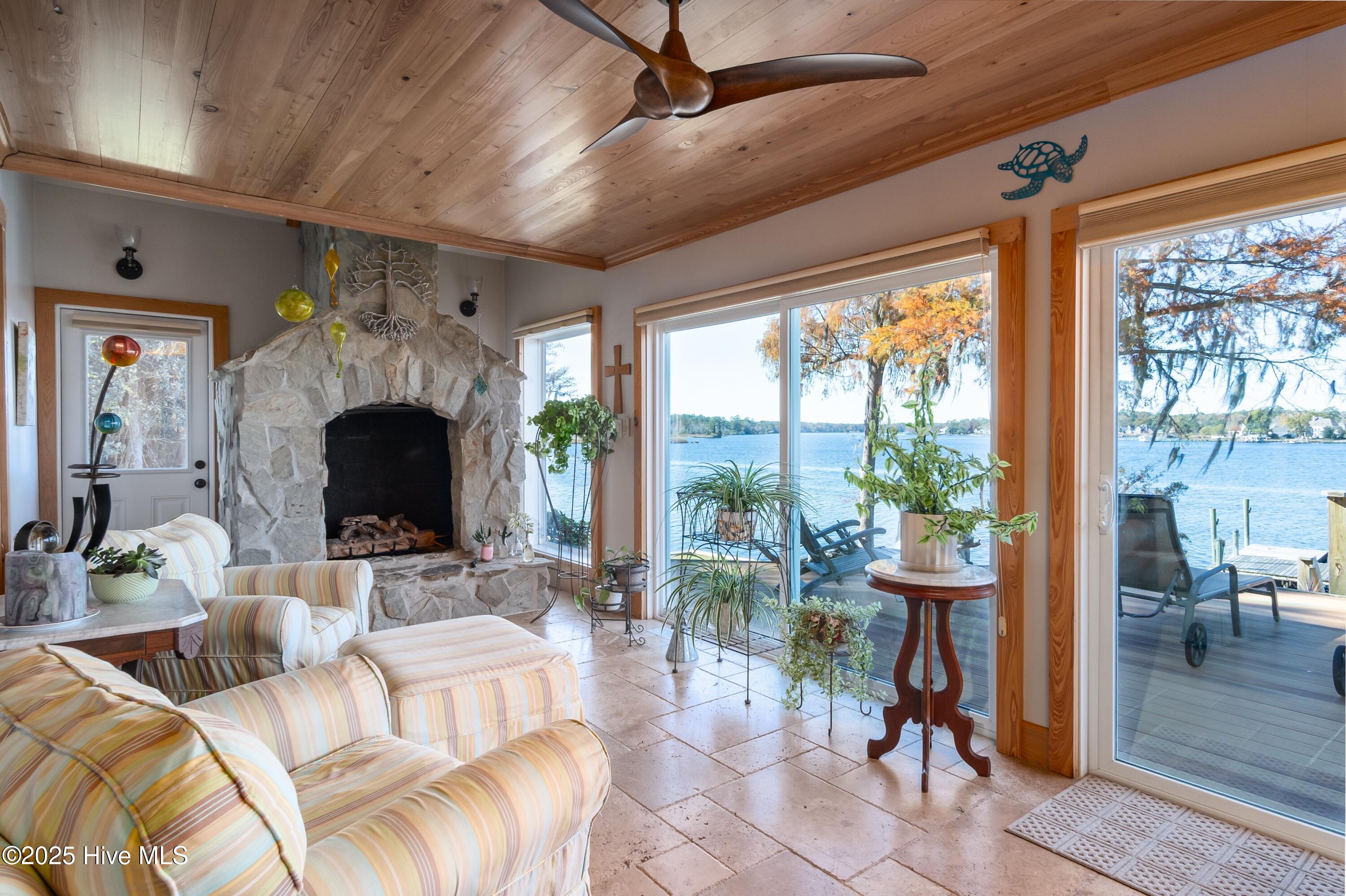 810 Madam Moores Lane A