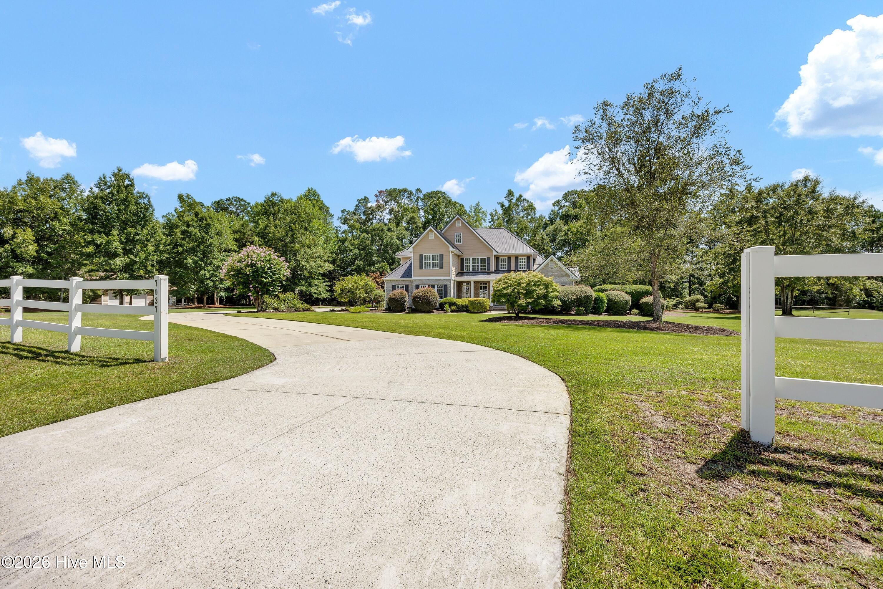 7037 White Bridge Lane SE