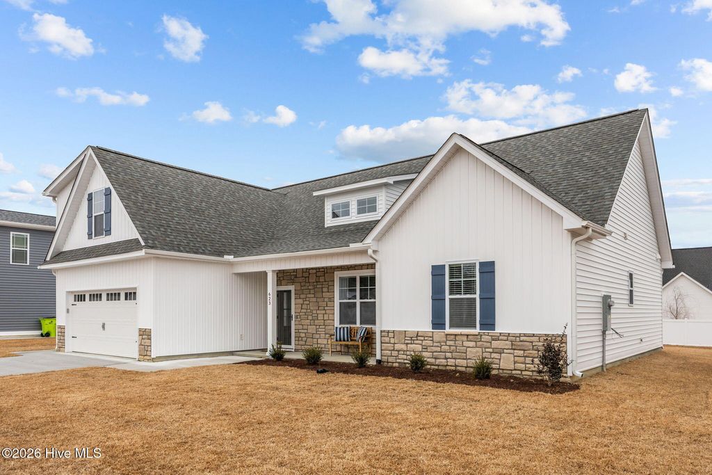Photo of 623 Norberry Drive, Winterville, NC 28590 (MLS # 100479667)