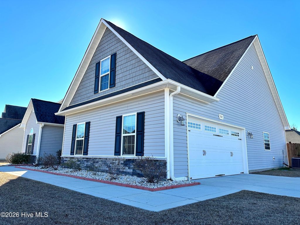 Photo of 301 Old Snap Dragon Court, Jacksonville, NC 28546 (MLS # 100550134)