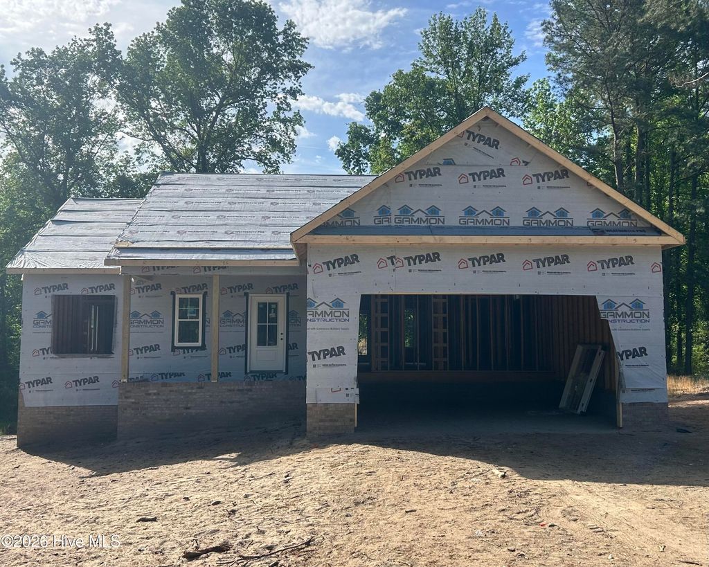 Photo of 1721 Walnut Run Drive, Deep Run, NC 28525 (MLS # 100570780)