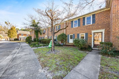 Tiny photo for 4920 Seabrook Court, Wilmington, NC 28403 (MLS # 100545120)