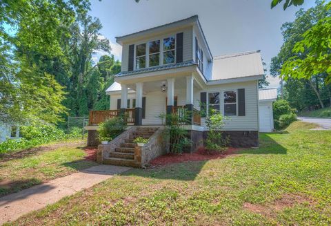 Homes For Sale - 849 Valley River Avenue<br/> Murphy, NC 28906