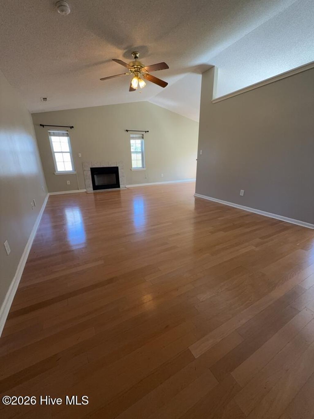 Photo of 306 Kenilworth Place, Hubert, NC 28539 (MLS # 100560770)