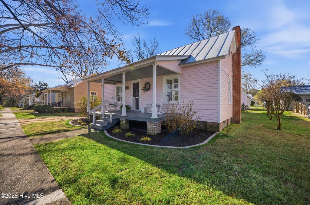 Photo of 410 Phillips Street, Edenton, NC 27932 (MLS # 100560990)