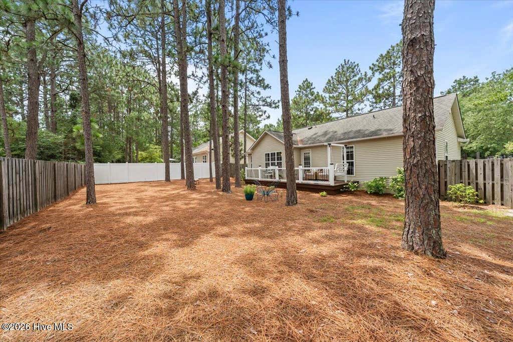 Photo of 1395 Longleaf Drive E, Pinehurst, NC 28374 (MLS # 100595583)
