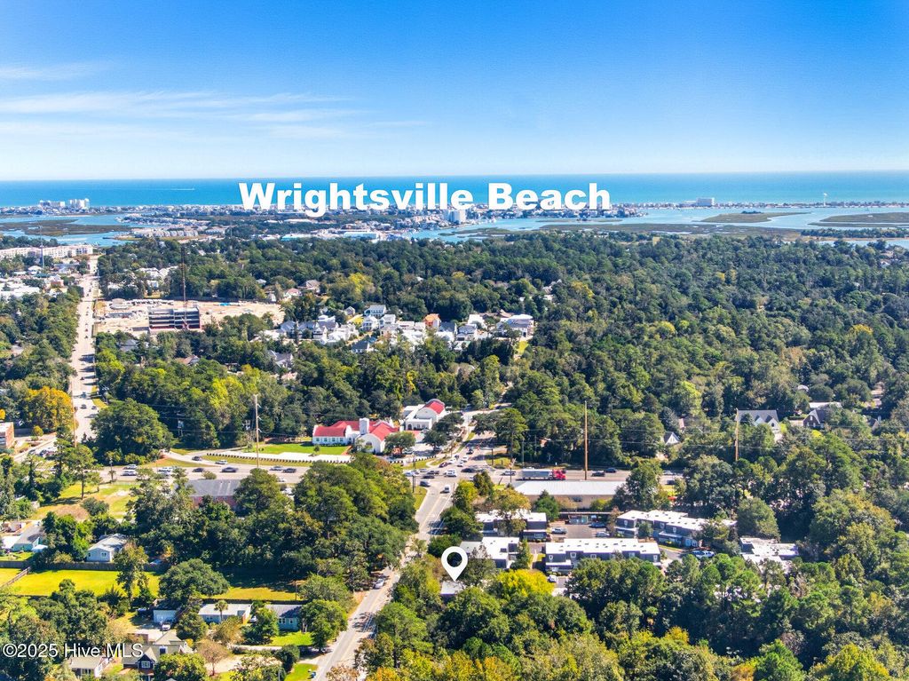 Photo of 6328 Wrightsville Avenue #Apt A2, Wilmington, NC 28403 (MLS # 100532478)