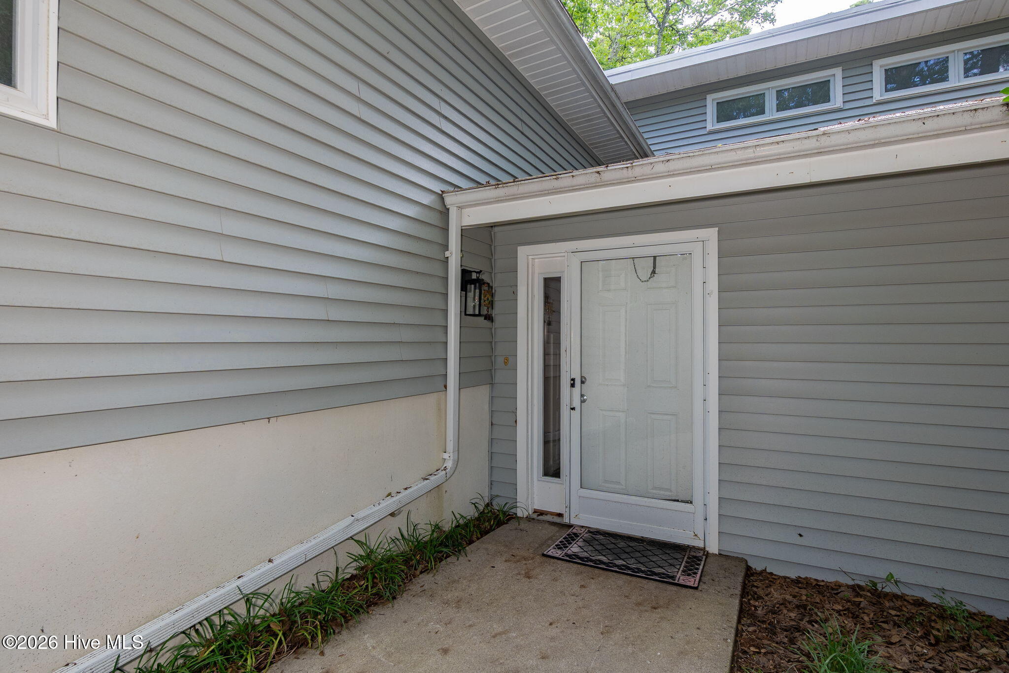121 White Ash Drive