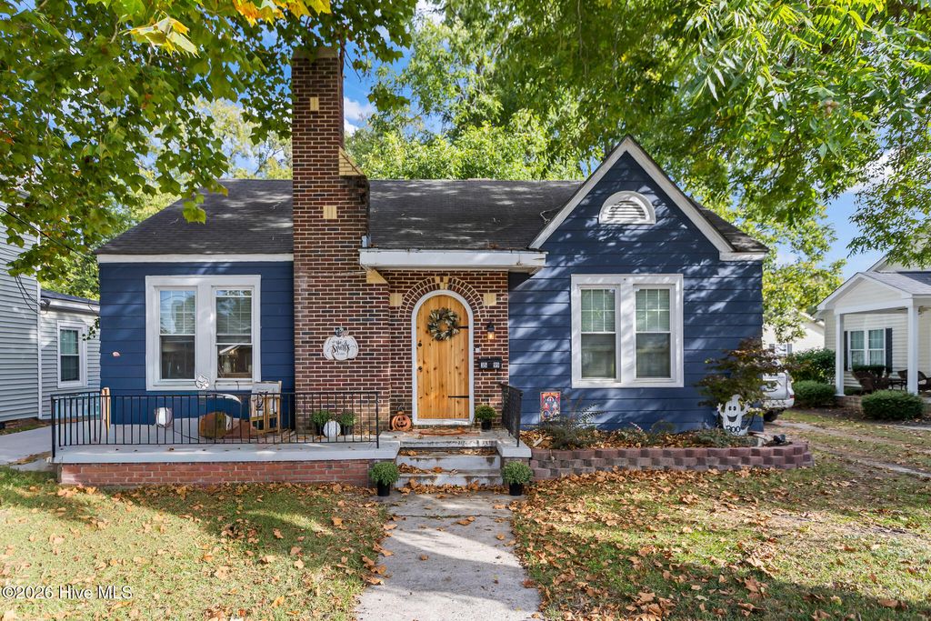 Photo of 3599 N Main Street, Farmville, NC 27828 (MLS # 100574913)