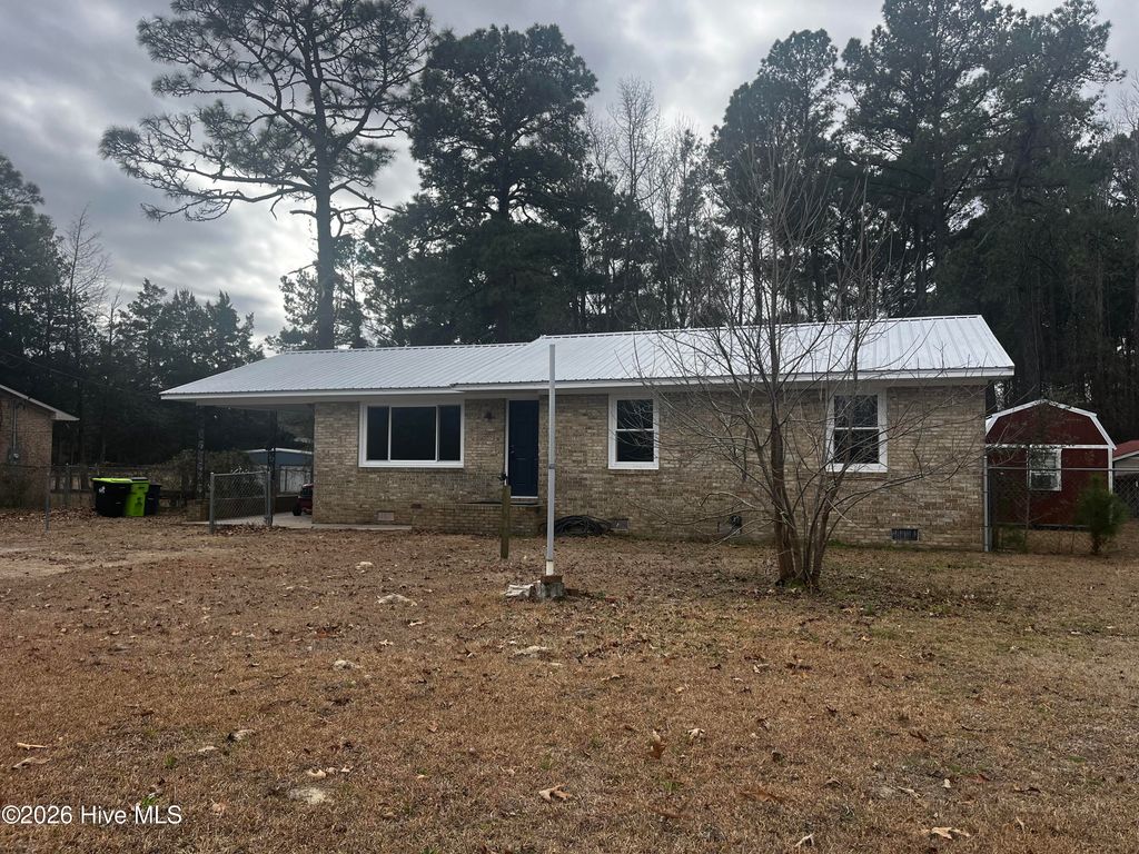Photo of 1046 Broad Creek Road, New Bern, NC 28560 (MLS # 100549777)