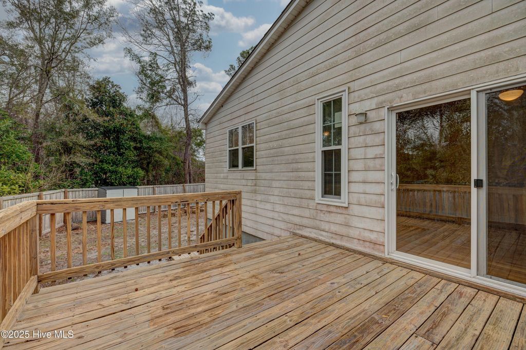 Photo of 1525 Parmele Drive, Wilmington, NC 28401 (MLS # 100567559)