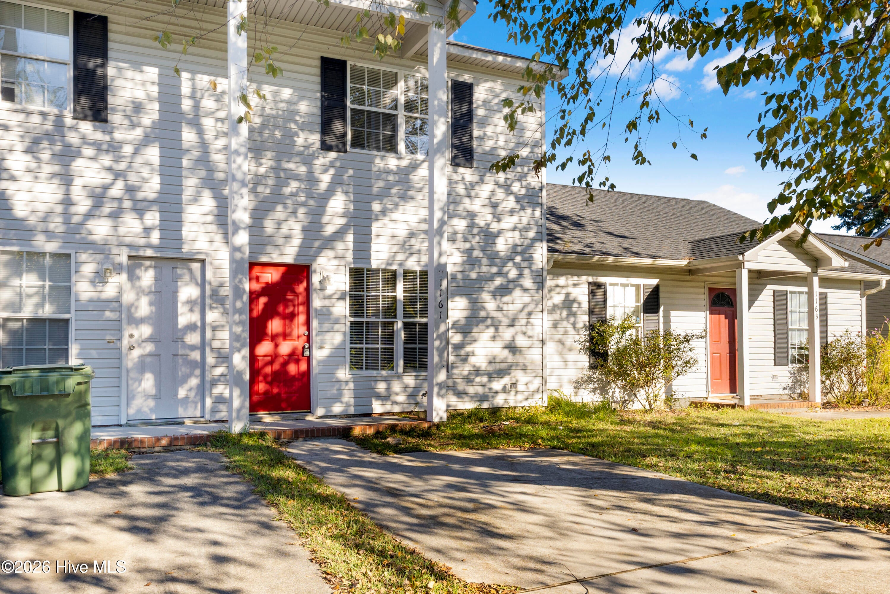 1161 Pueblo Drive