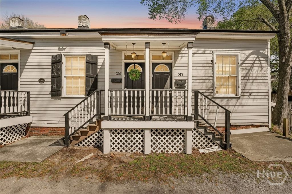 Photo of 526 E Gwinnett Lane #4, Savannah, GA 31401 (MLS # SA351538)