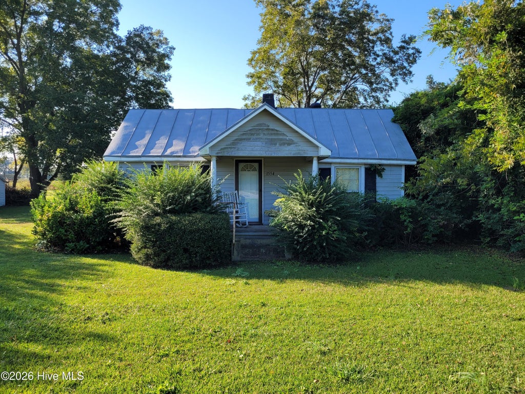 Photo of 1554 Nc 102 E, Ayden, NC 28513 (MLS # 100611334)