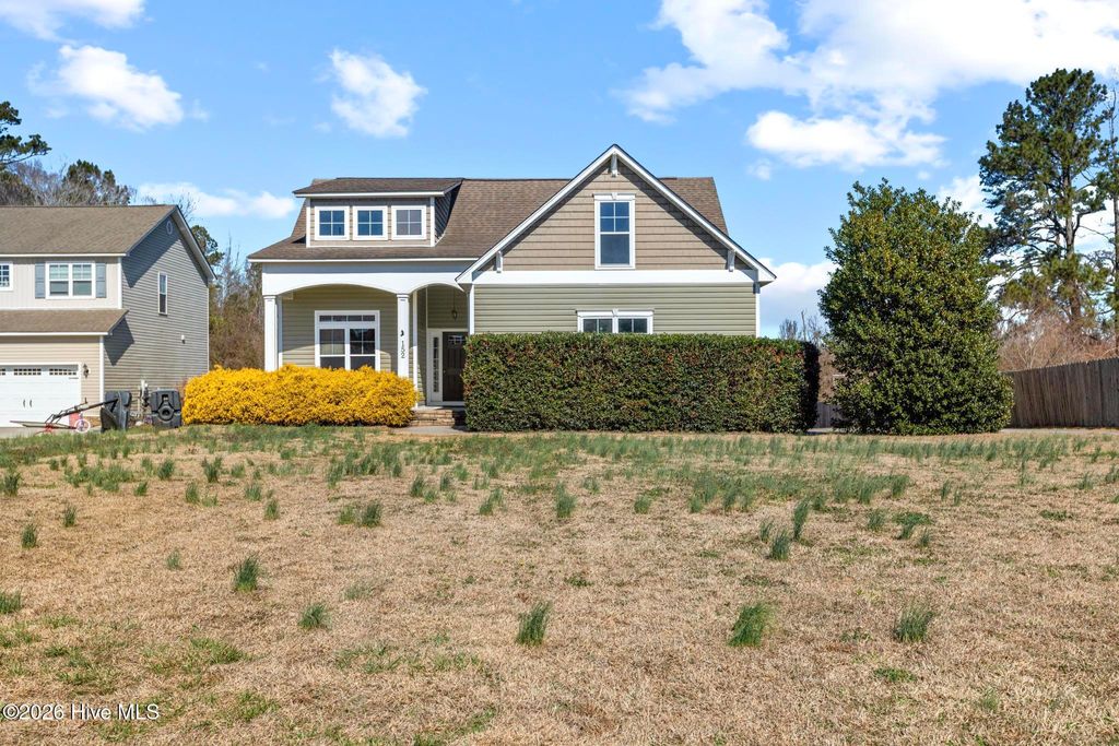 Photo of 152 Hawks Point Road, Jacksonville, NC 28540 (MLS # 100556955)