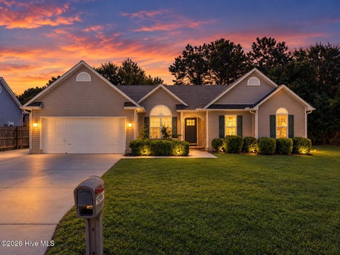 Homes For Sale - 206 Winter Road<br/> Jacksonville, NC 28540