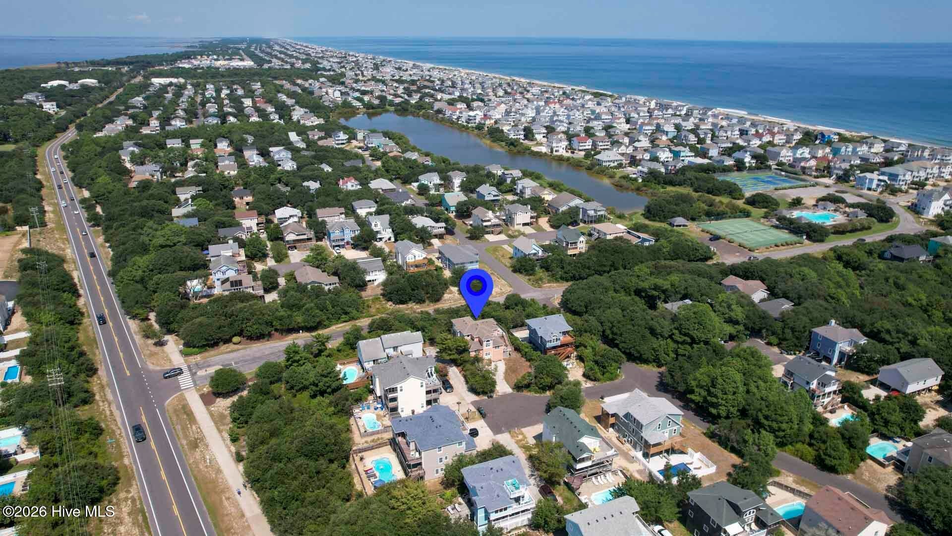 747 W Willet Court