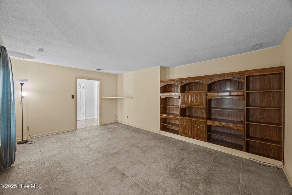 Photo of 913 Colony Drive, New Bern, NC 28562 (MLS # 100519778)