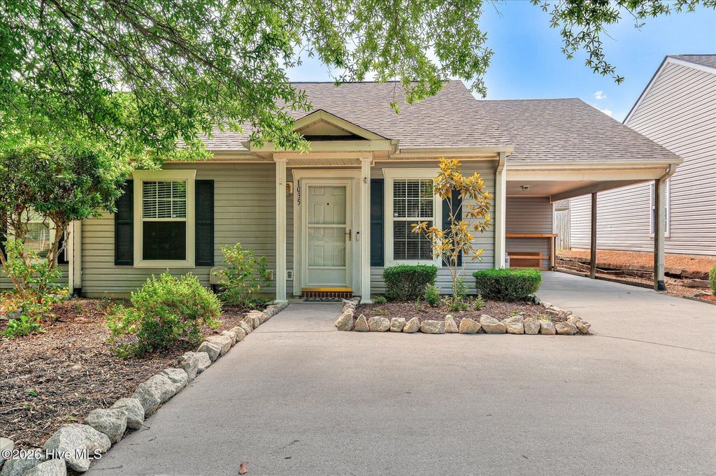 Photo of 1035 Old Marks Drive, Augusta, GA 30909 (MLS # 100574949)