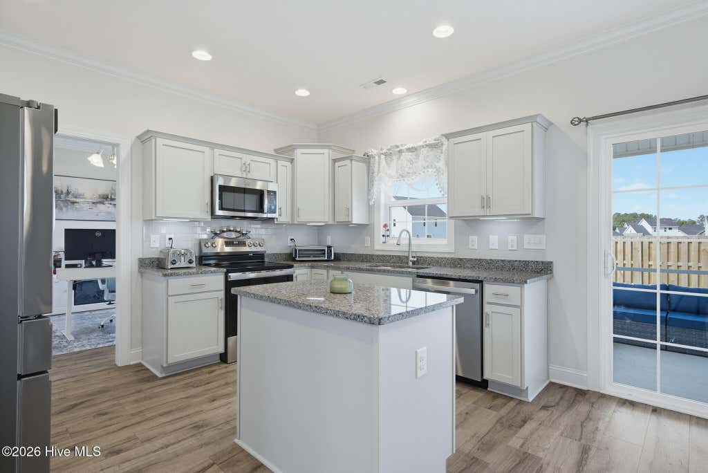 Photo of 611 Carmel Drive, Sneads Ferry, NC 28460 (MLS # 100583455)
