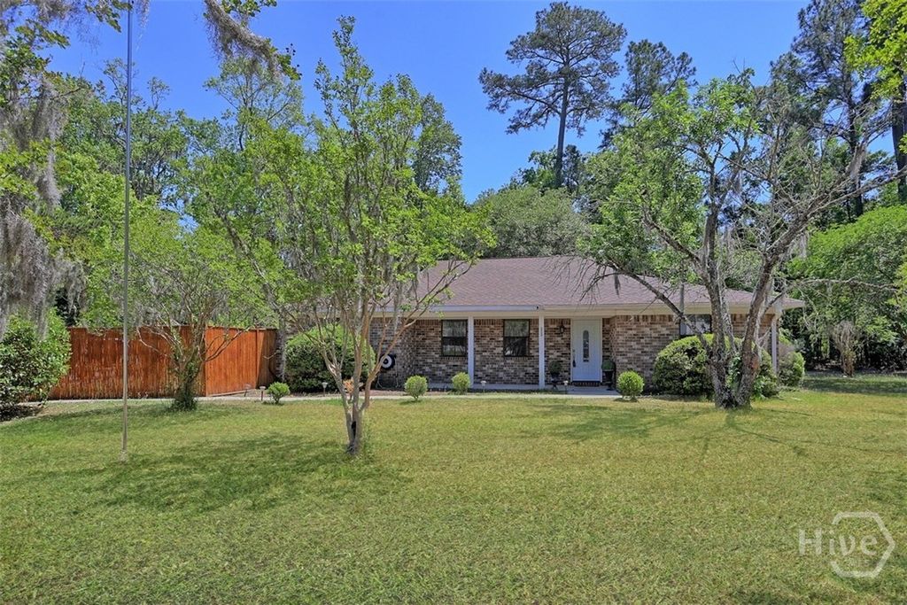 Photo of 113 Country Lane Ln, Pooler, GA 31322 (MLS # SA352557)