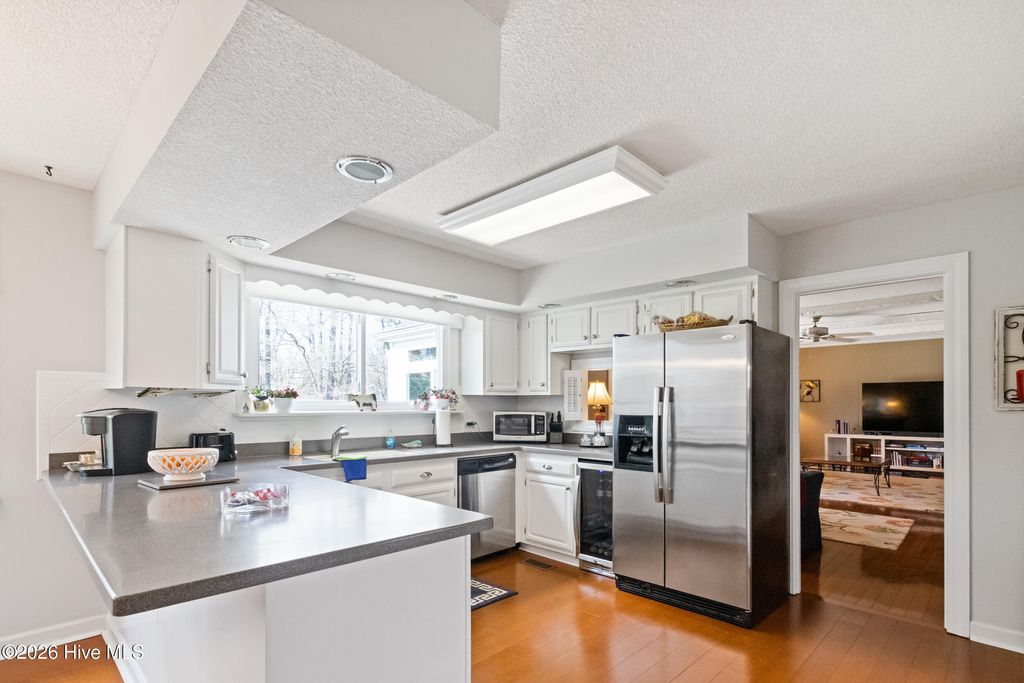 Photo of 409 Inlet Drive, Elizabeth City, NC 27909 (MLS # 100564049)