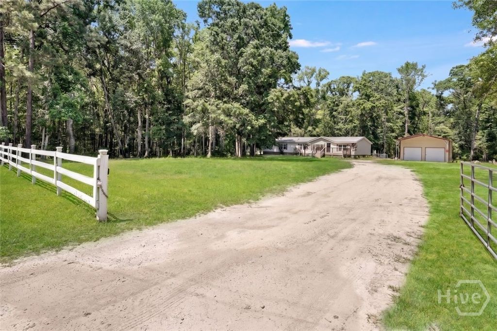 Photo of 167 Wildwood Lane, Bloomingdale, GA 31307 (MLS # SA352949)