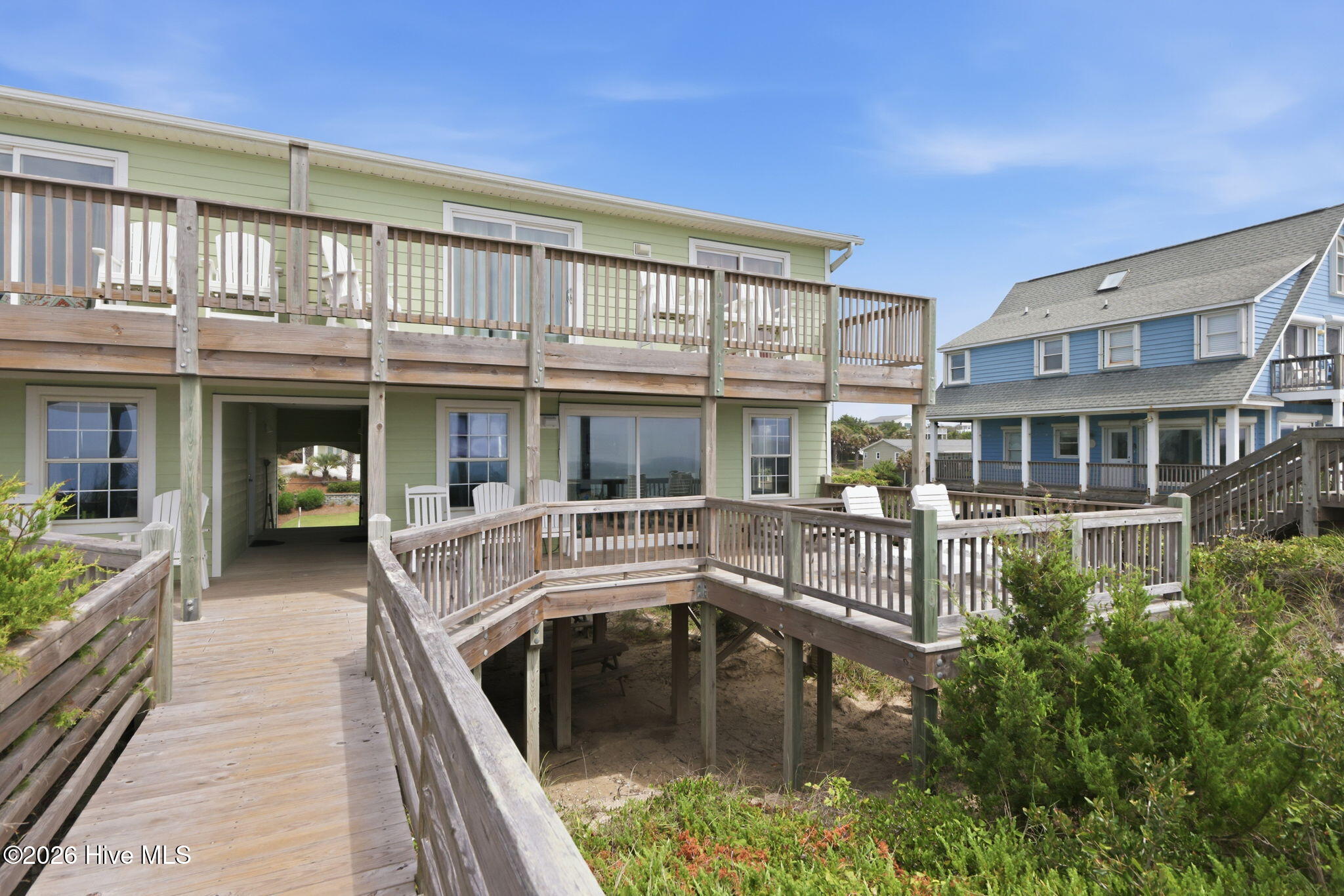 4105 Ocean Drive E&W