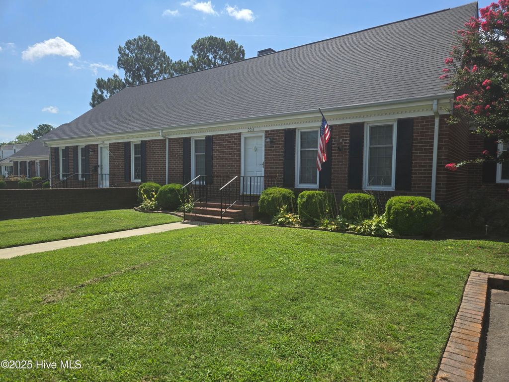 Photo of 2214 Nash Place N, Wilson, NC 27896 (MLS # 100521956)
