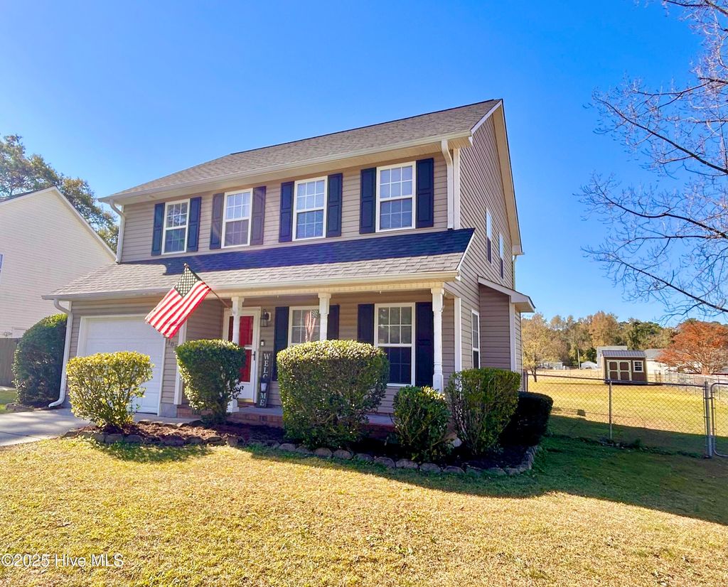 Photo of 105 Coral Ridge Road, Richlands, NC 28574 (MLS # 100540574)