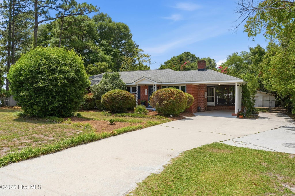 Photo of 805 Adelaide Drive, Wilmington, NC 28412 (MLS # 100574568)