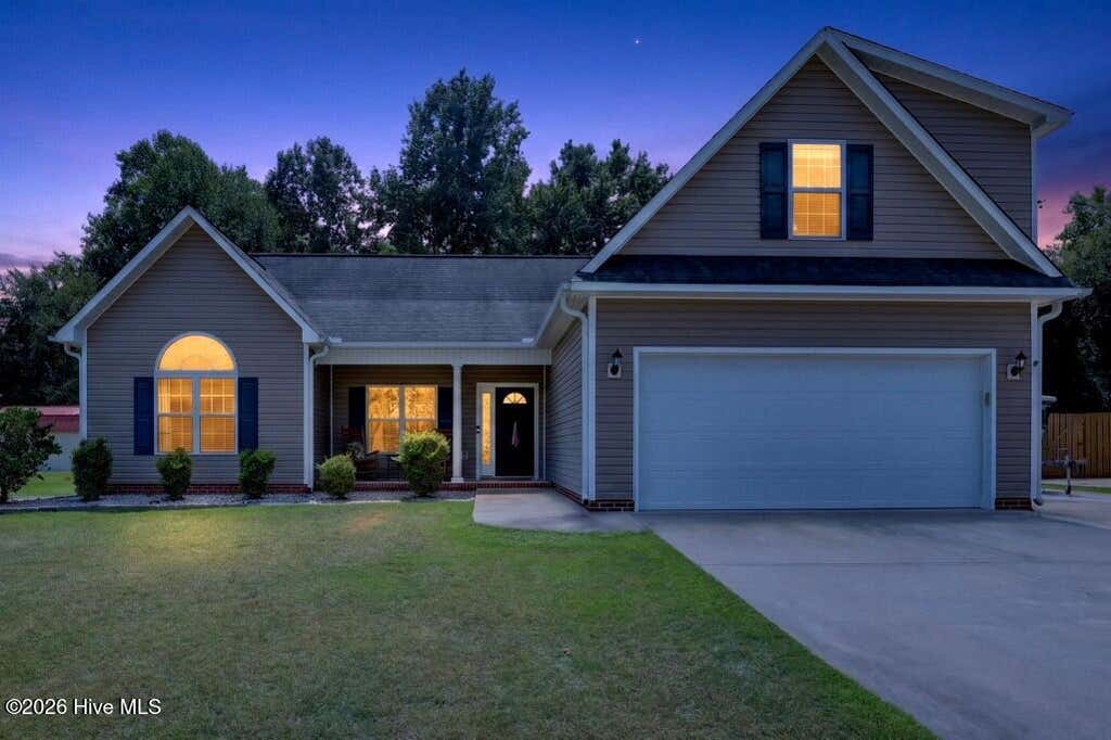 Photo of 106 Fernie Lane, New Bern, NC 28560 (MLS # 100597717)