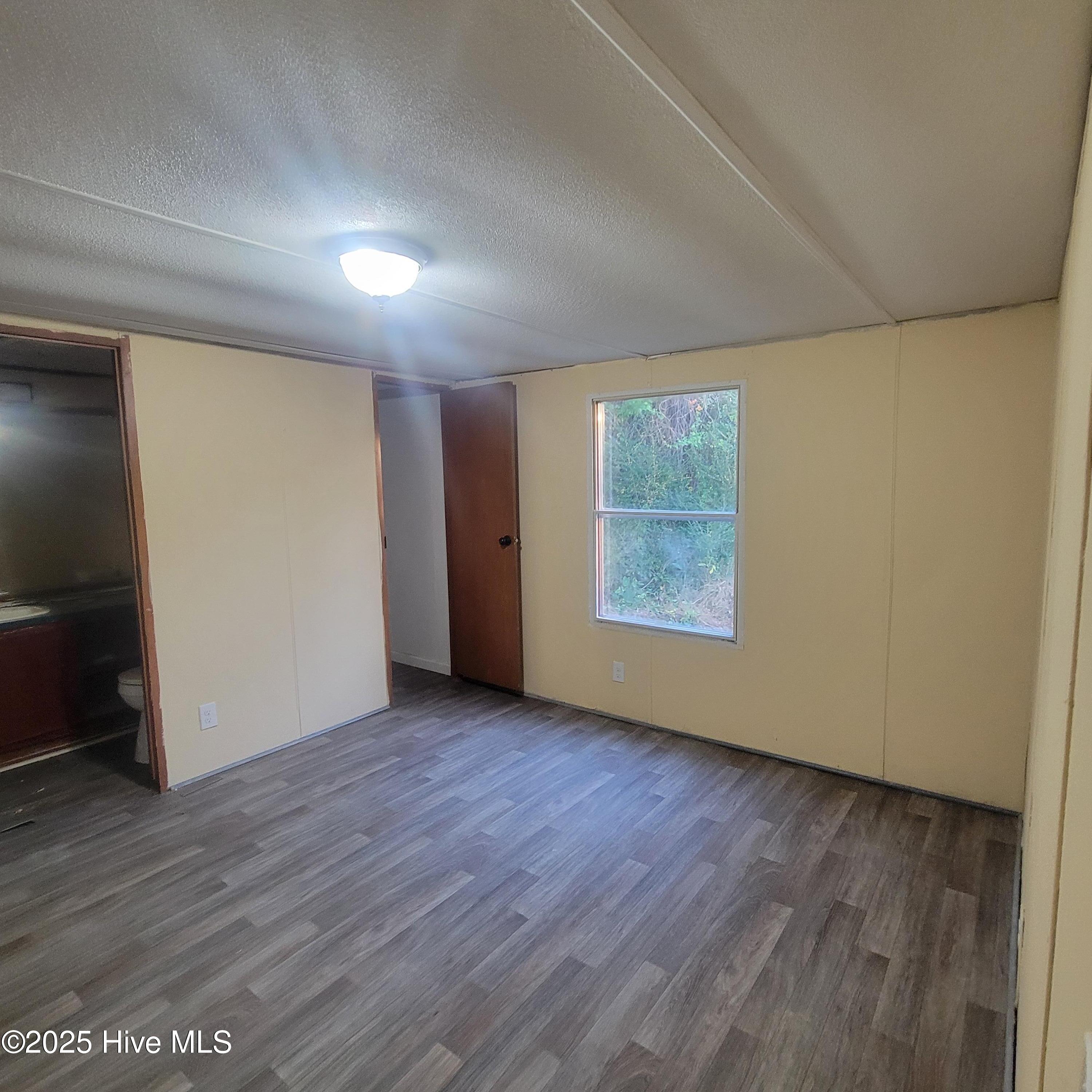 84 Peterson Hill Avenue