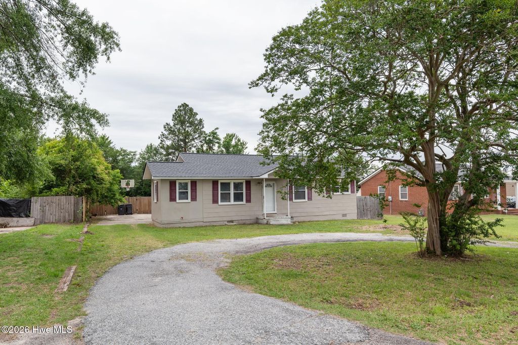 Photo of 2105 Eastside Court, Augusta, GA 30906 (MLS # 100575347)