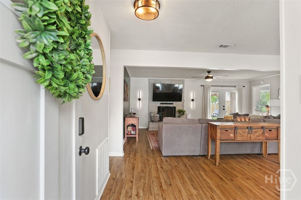 Photo of 224 Groveland Circle, Savannah, GA 31405 (MLS # SA354919)