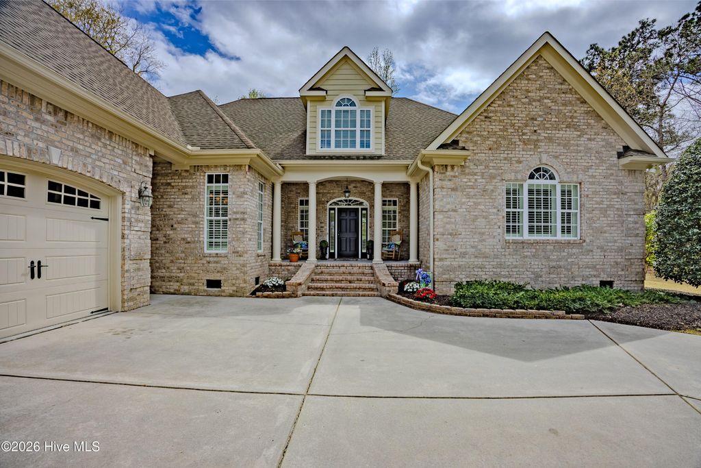 Photo of 107 Red Sunset Court, Wallace, NC 28466 (MLS # 100563279)