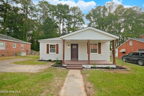 Homes For Sale - 1105 N East Street<br/> Kinston, NC 28501