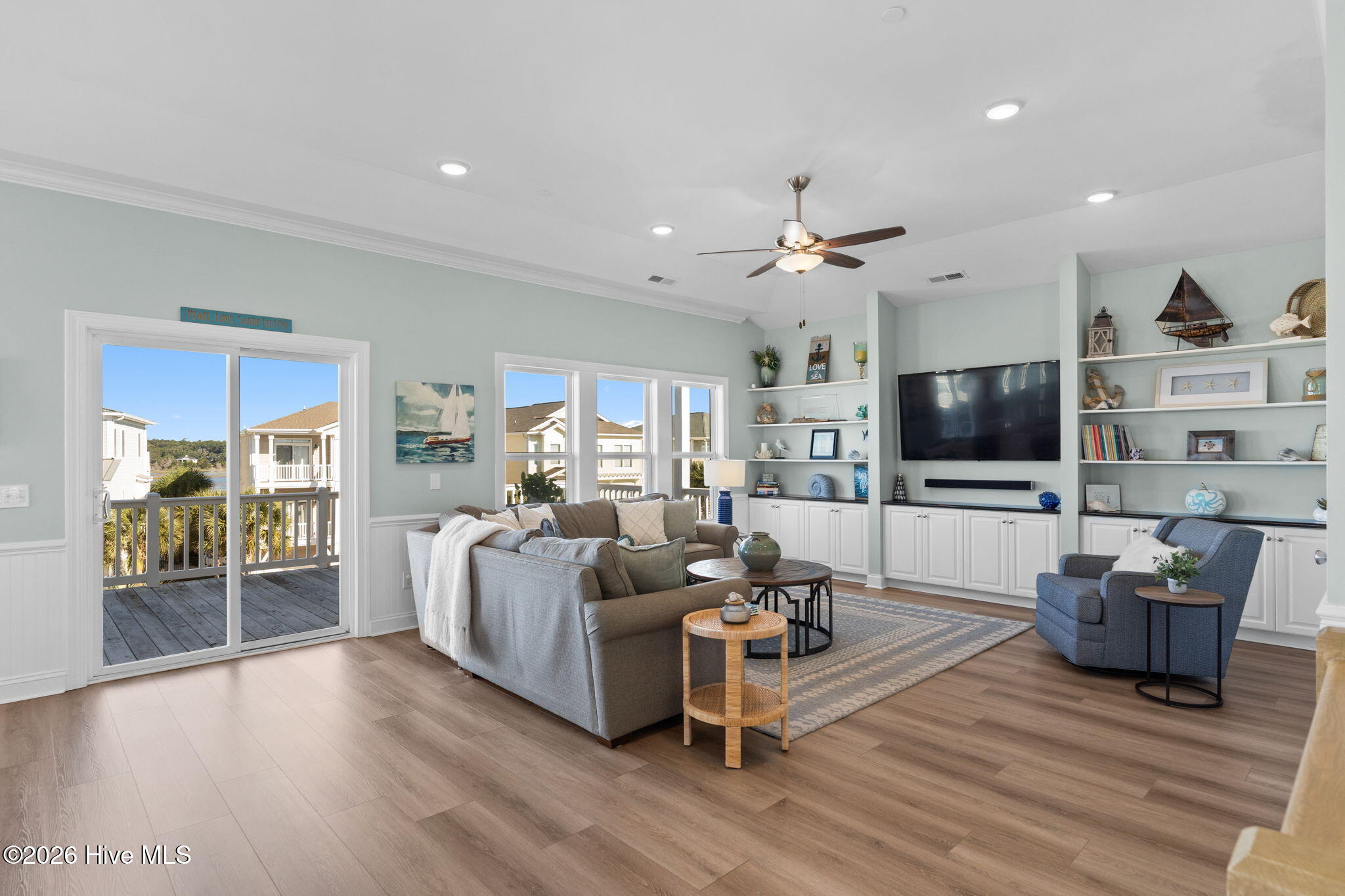 151 W Third Street