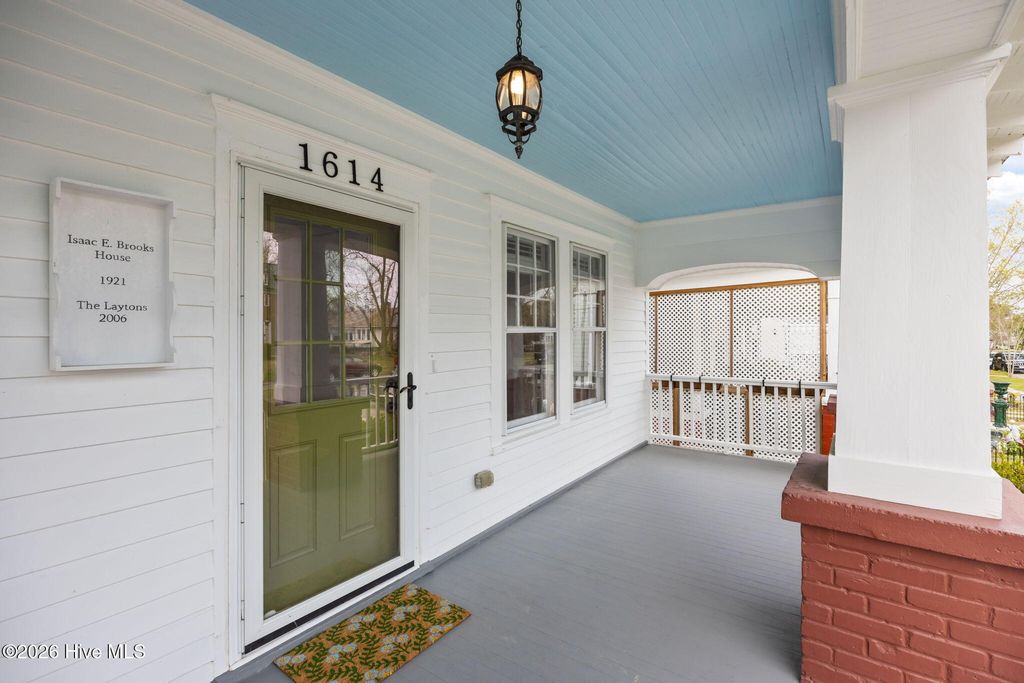 Photo of 1614 Spencer Avenue, New Bern, NC 28560 (MLS # 100563268)