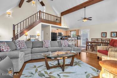 6707 Kings Lynn Drive