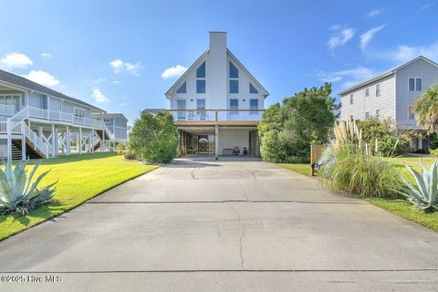 6707 Kings Lynn Drive Oak Island NC 28465