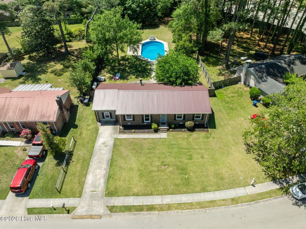 Photo of 905 Winchester Road, Jacksonville, NC 28546 (MLS # 100569028)