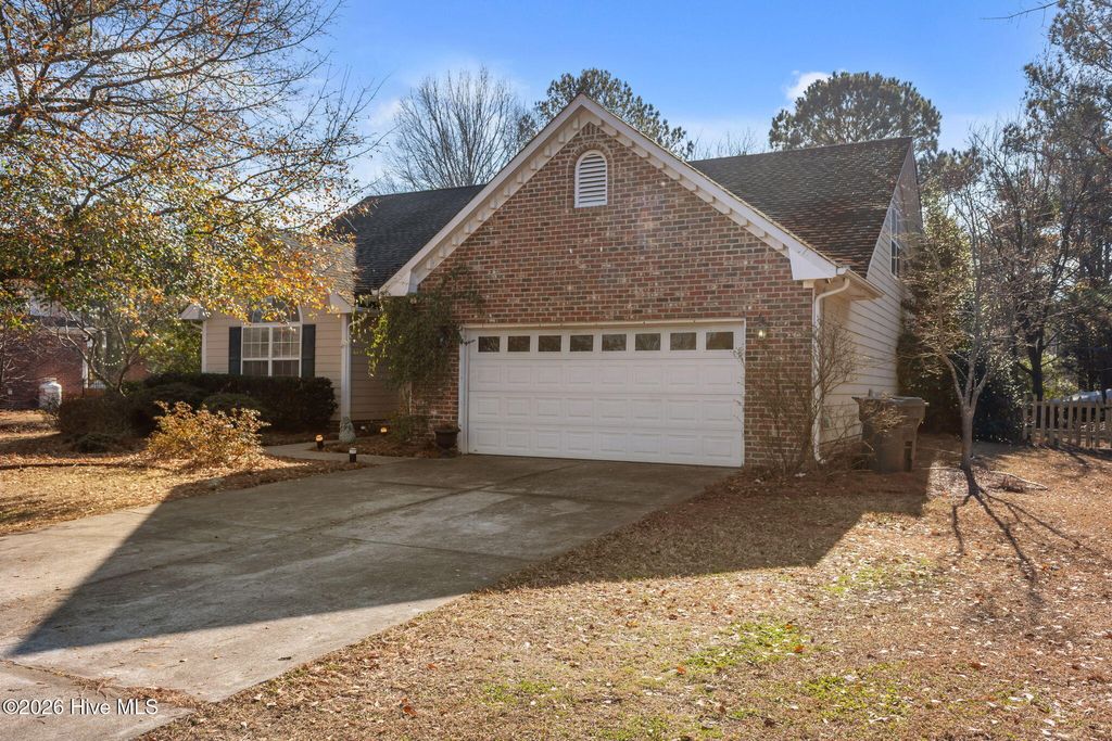 Photo of 4420 Grip Drive, Fayetteville, NC 28312 (MLS # 100548040)