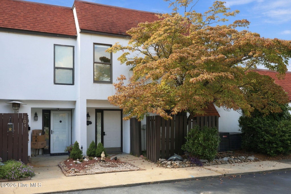 Photo of 106 Washington Harbor HBR, Washington, NC 27889 (MLS # 100608119)