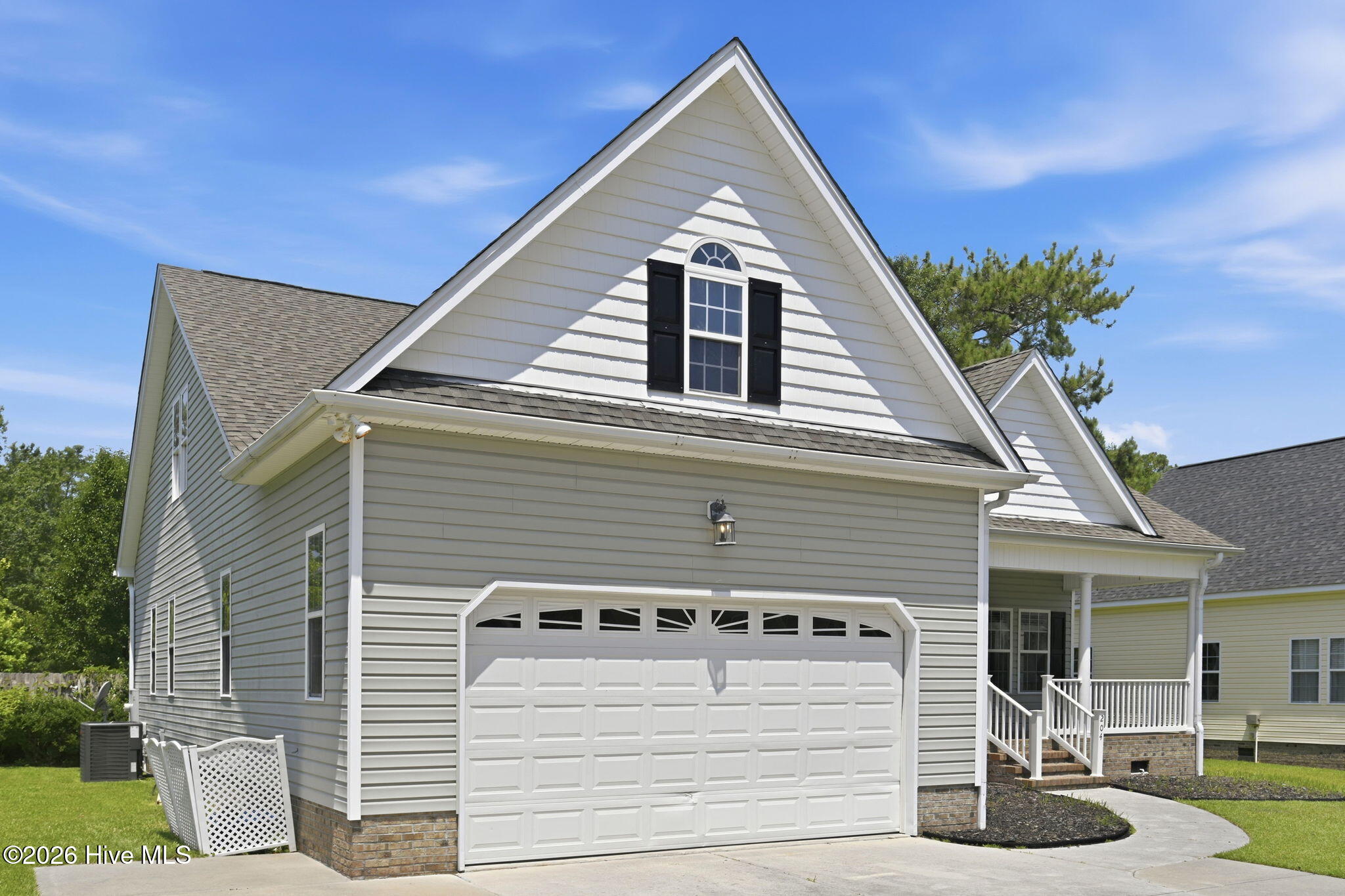 204 Wedgefield Circle