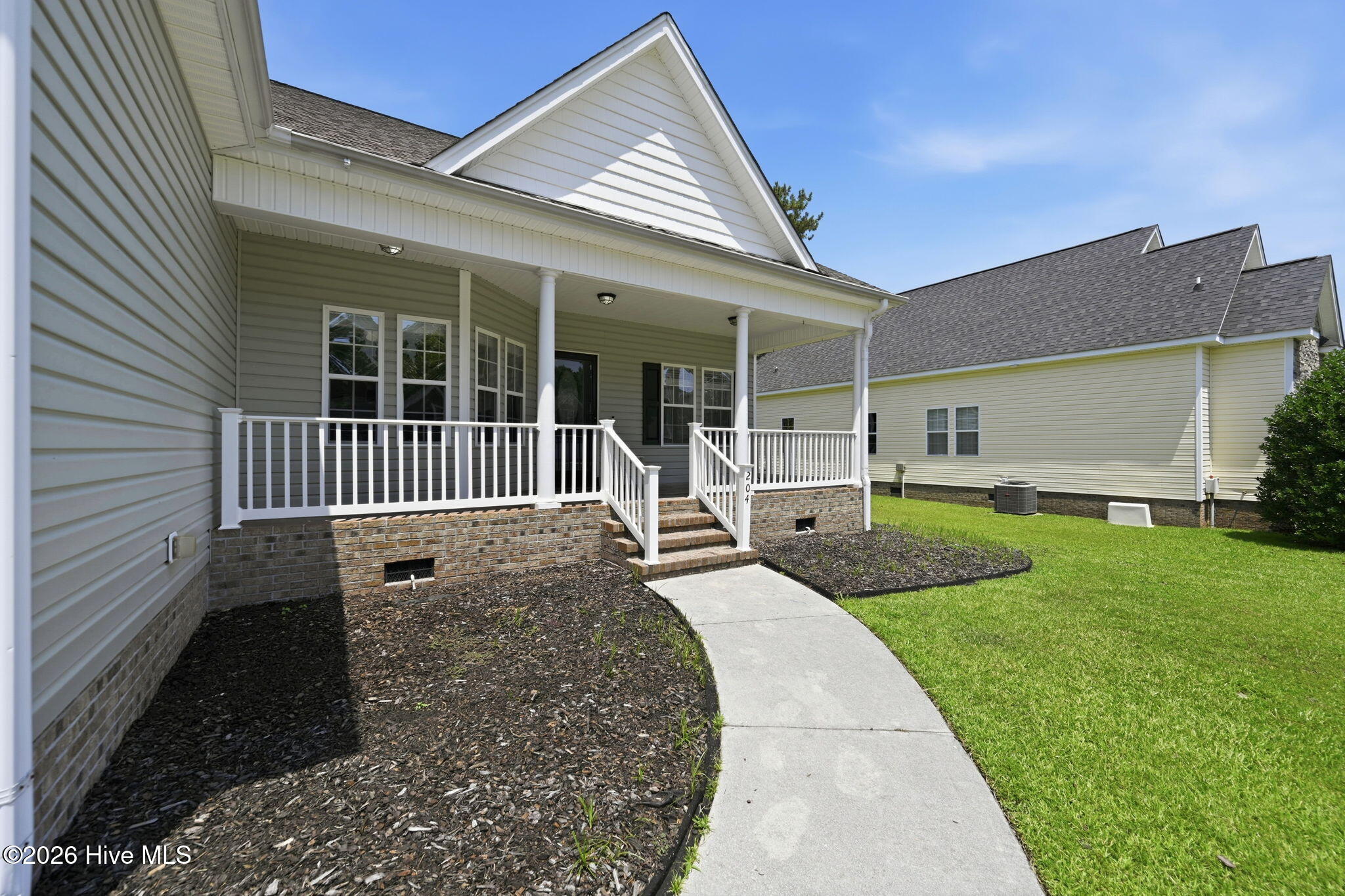 204 Wedgefield Circle