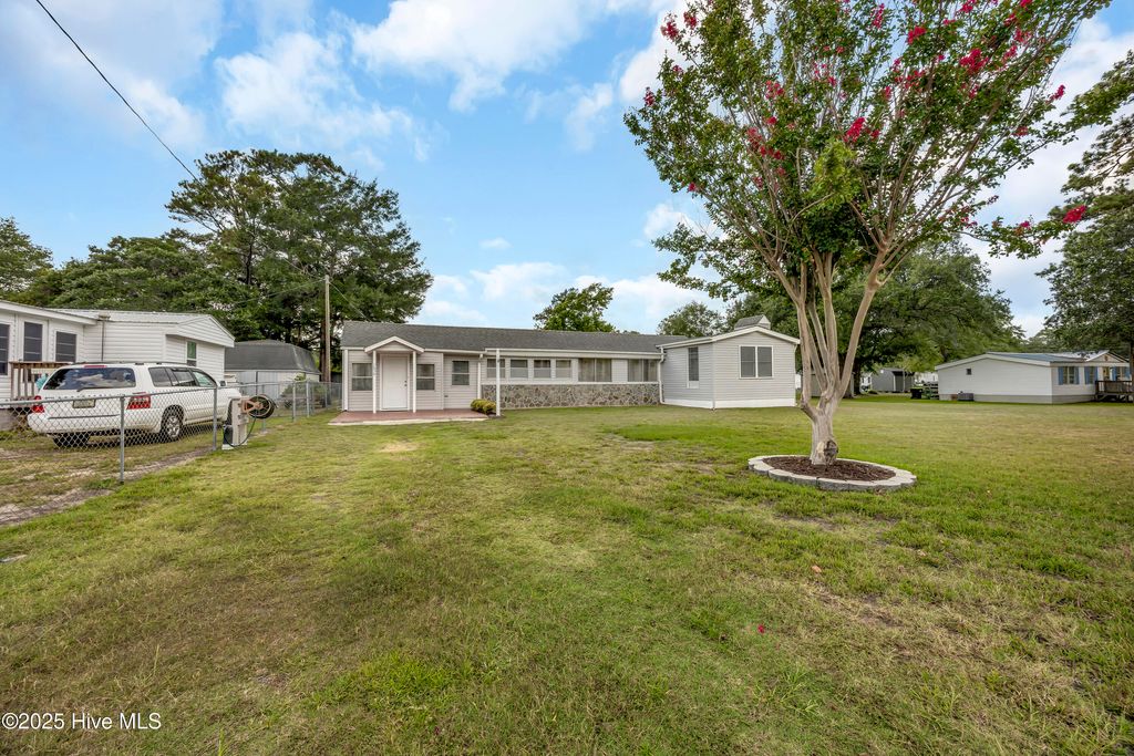Photo of 1656 Seagull Way SW, Ocean Isle Beach, NC 28469 (MLS # 100520708)