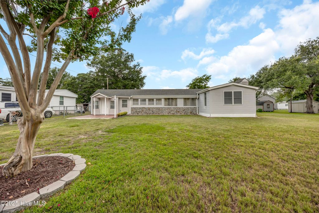 Photo of 1656 Seagull Way SW, Ocean Isle Beach, NC 28469 (MLS # 100520708)